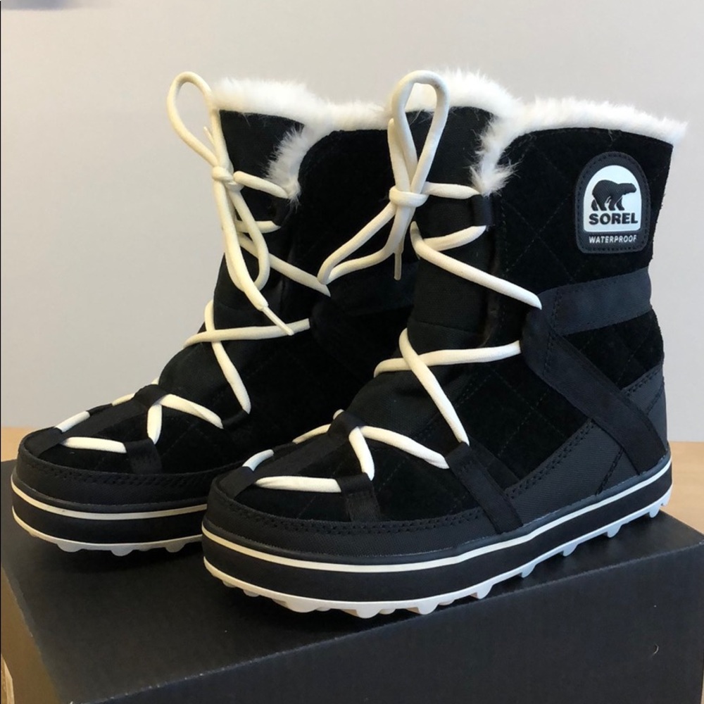 Sorel Galaxy Explorer Shortie size 7.5